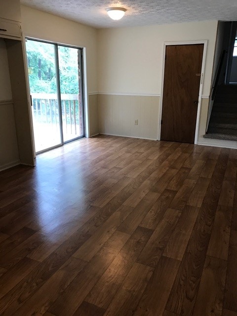 Building Photo - 6424 Revena Dr