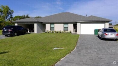 Building Photo - Duplex for rent