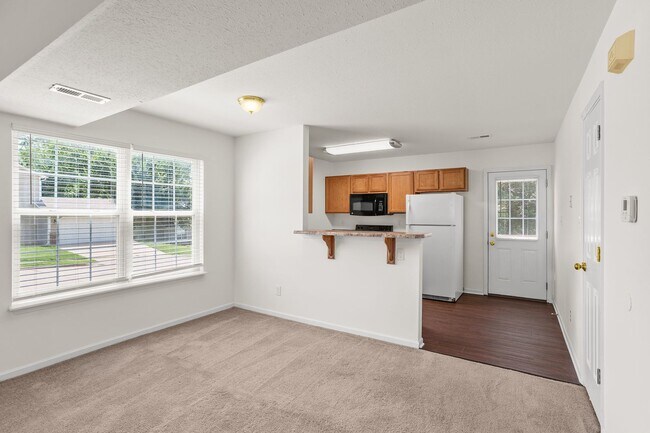 Building Photo - 5001-5003 Carrie Ridge Dr.