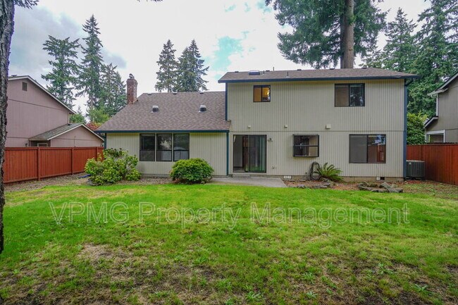 Building Photo - 4017 NE 157th Ave