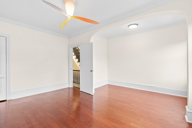 Building Photo - 34 Erie St