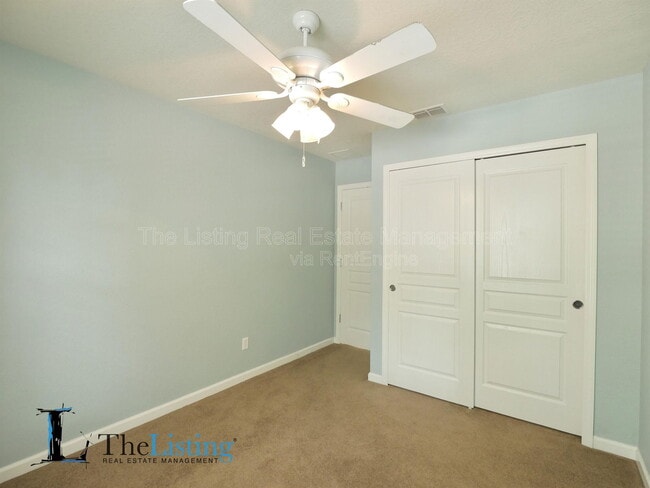 Building Photo - 12958 Vennetta Way