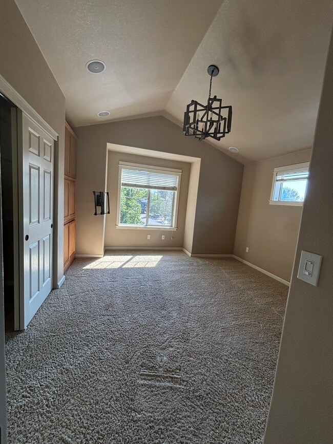 Building Photo - 1408 NE Redspire Ln