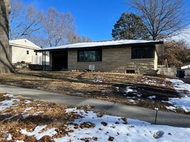 Building Photo - 4032 Worthington Ave