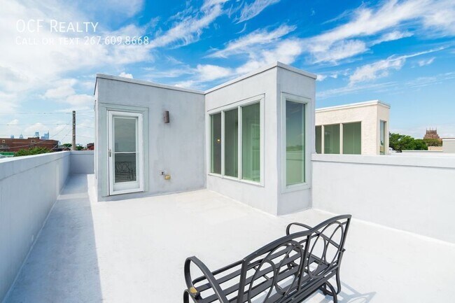 Building Photo - 2029 E Huntingdon St