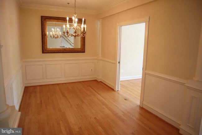 Building Photo - 9708 Whitley Park Pl