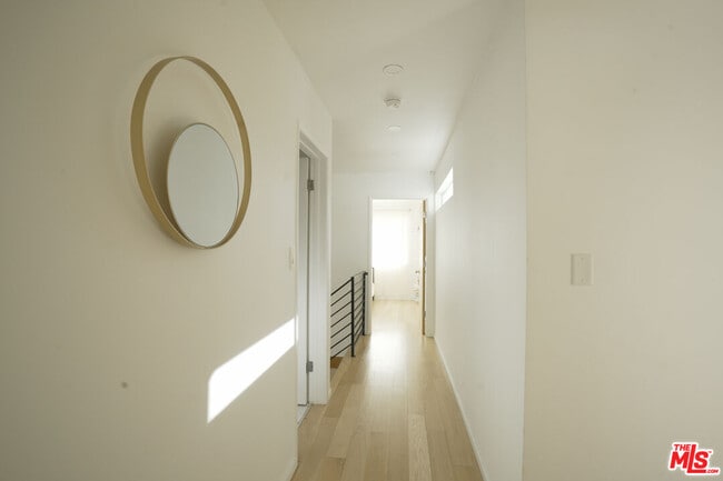Building Photo - 2690 Zorada Dr