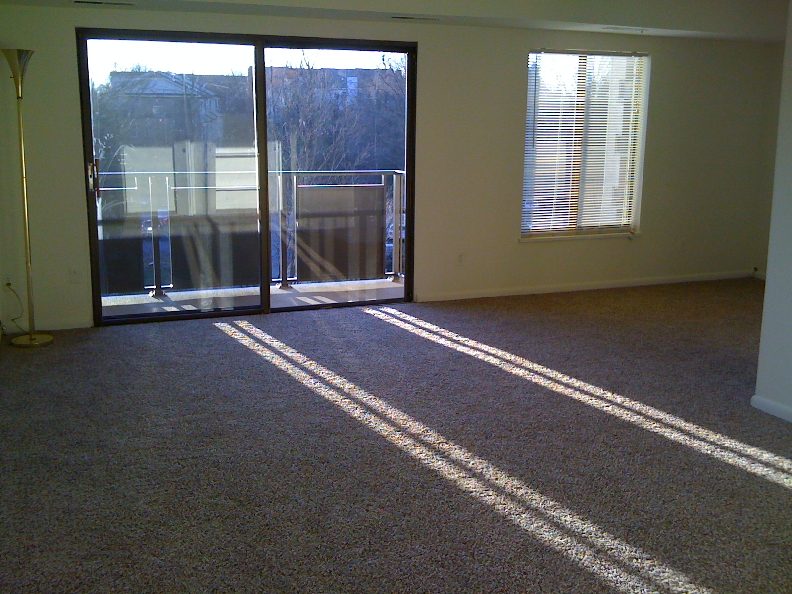 Building Photo - 6001 Arlington Blvd