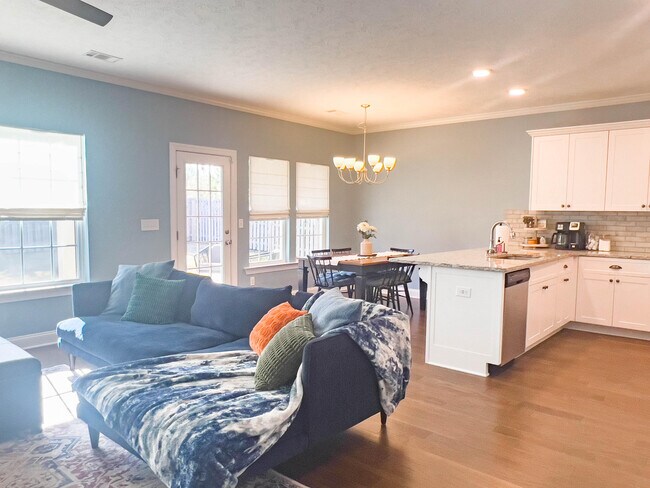 Building Photo - 101 Brighton Landing Dr