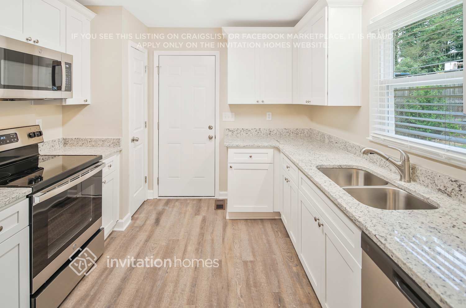 Building Photo - 6301 Old Coach Rd