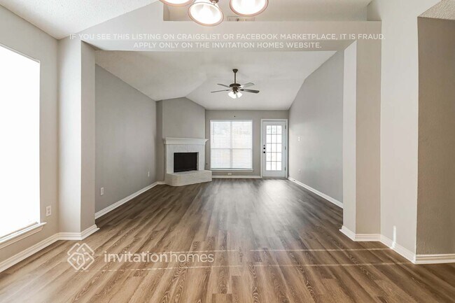 Building Photo - 1044 Waterview Dr