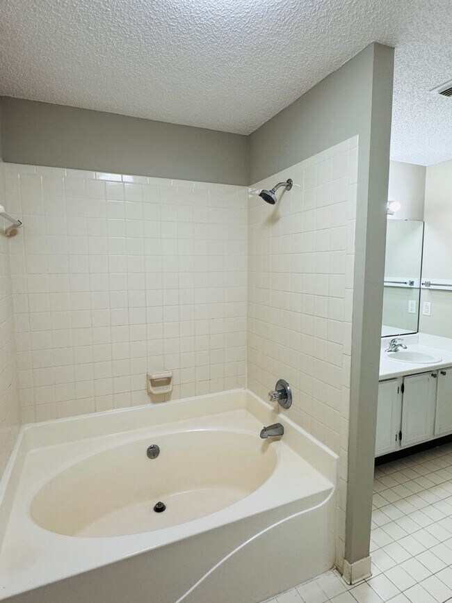 Building Photo - Your new home is just a putt away with thi...