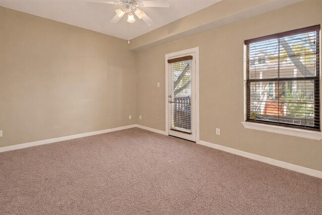 Building Photo - 2063 W 14th 1/2 St