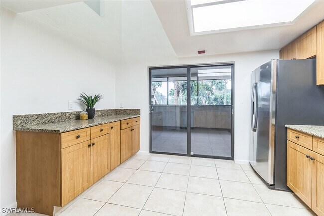 Building Photo - 16448 Timberlakes Dr