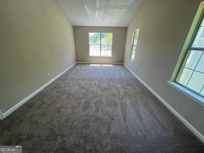 Building Photo - 194 Bay Ct Dr