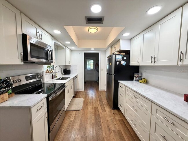 Building Photo - 5220 23rd Ave S