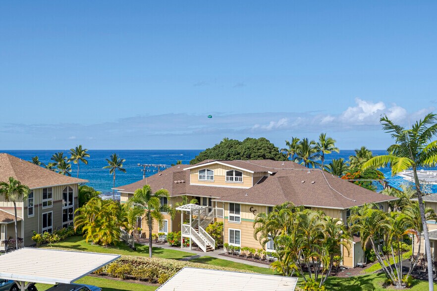 Building Photo - 75-5919 Alii Dr