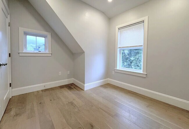 Building Photo - Newly Constructed 3-bed, 2-bath in Brighton
