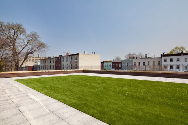 Building Photo - 163 Washington Ave