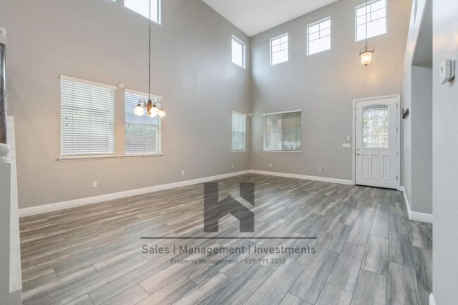 Building Photo - 3169 Brickfield Ave