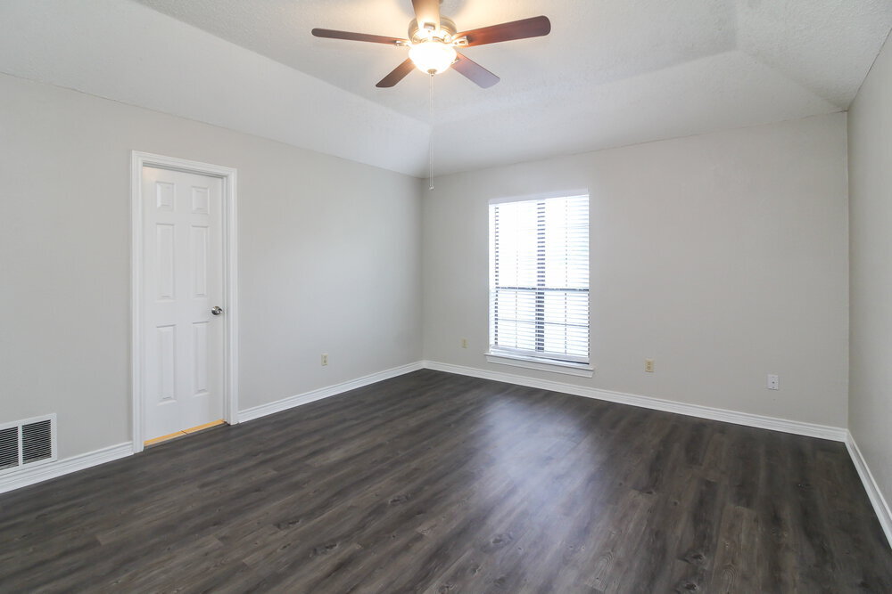 Building Photo - 429 Partridge Cir