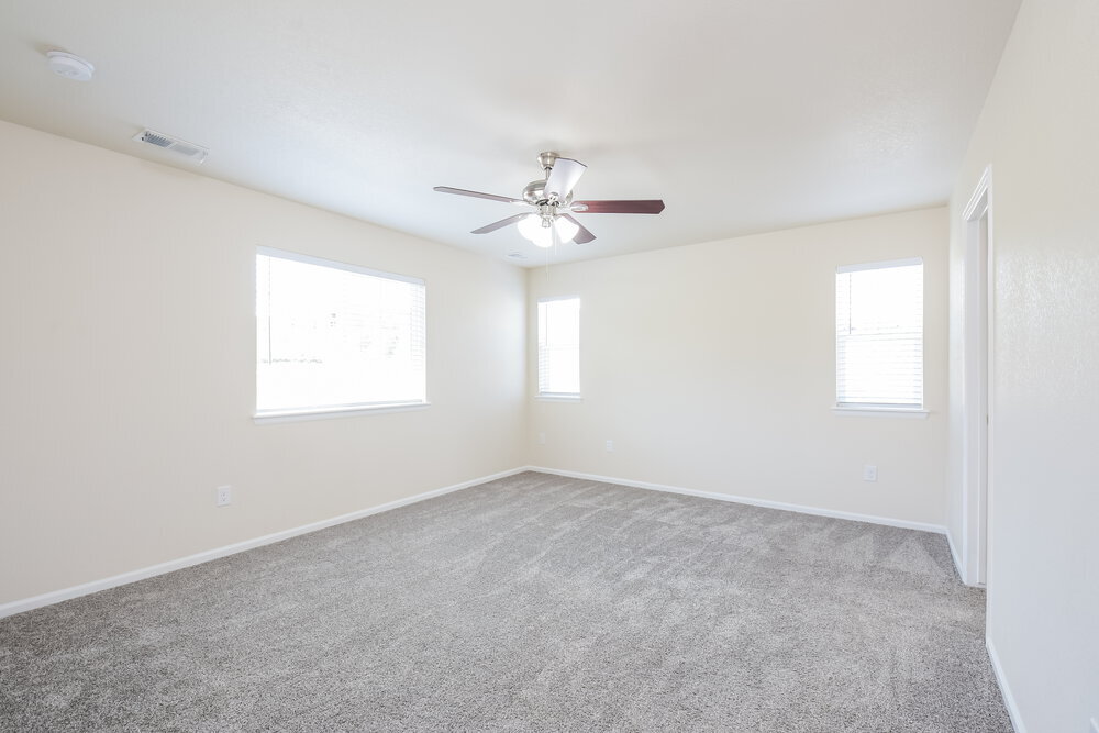 Building Photo - 1918 Cade Ave