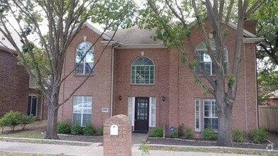 Building Photo - 2309 Dyers Oak Dr