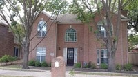 Building Photo - 2309 Dyers Oak Dr