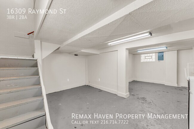 Building Photo - 16309 Raymond St
