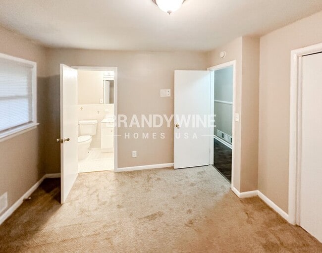 Building Photo - 2764 Scenic Terrace
