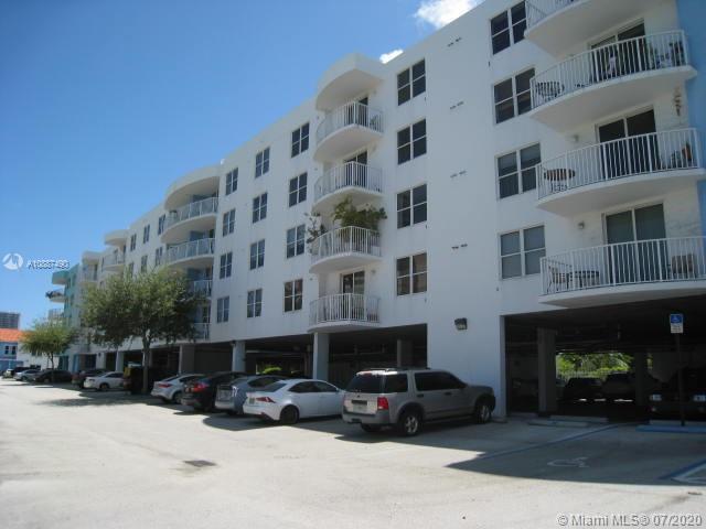 Building Photo - 1555 N Treasure Dr