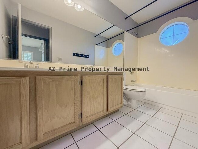 Building Photo - 260 W Calle Monte Vista