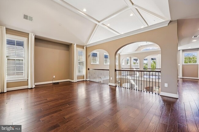Building Photo - 448 Salk Cir