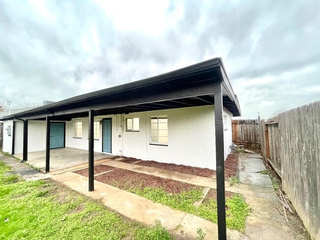 Building Photo - 5119 58th St