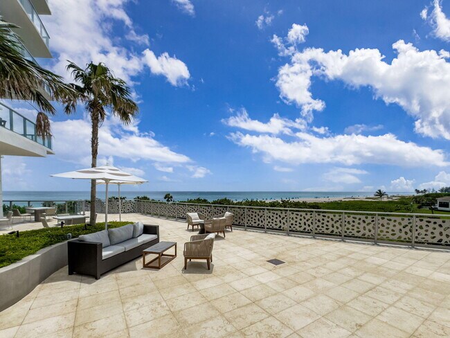 Building Photo - 3100 N Ocean Dr
