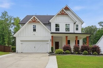 Building Photo - 6168 Collins Rd