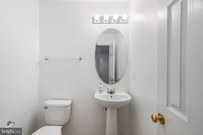 Building Photo - 9023 Brewer Creek Pl