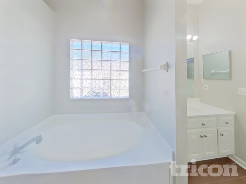 Building Photo - 843 Magic Cove Ln