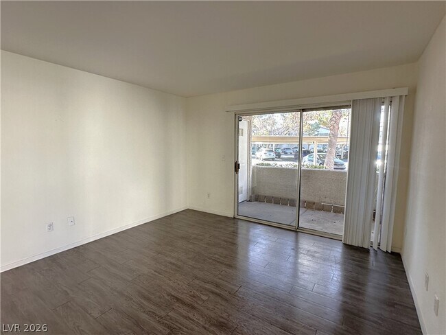 Building Photo - 3067 Key Largo Dr