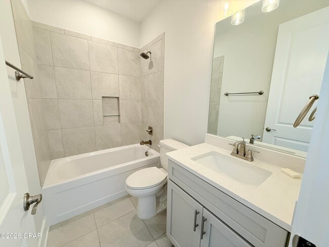 Building Photo - 841 Breakfast Point Blvd