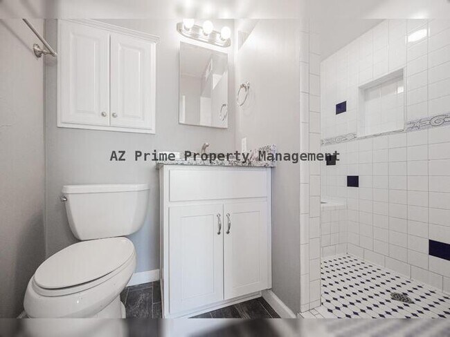 Building Photo - 6521 N 19th Dr