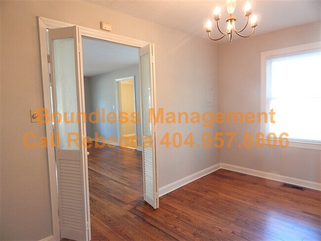 Building Photo - 2956 Akron St