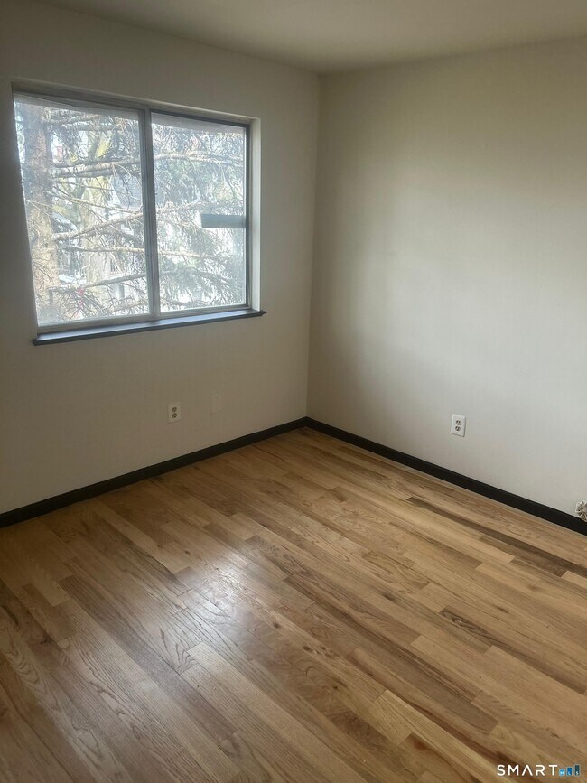 Building Photo - 204 Wheeler Ave