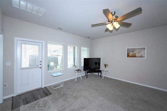 Building Photo - 206 Bent Creek Dr
