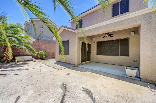 Building Photo - 3 Bedroom in Madeira Canyon!