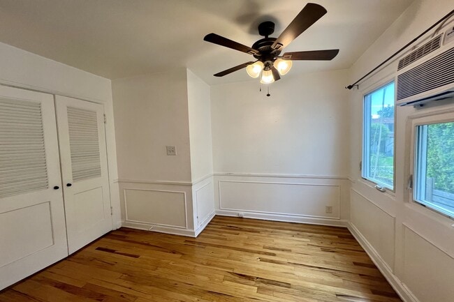 Building Photo - 1345 Masselin Ave