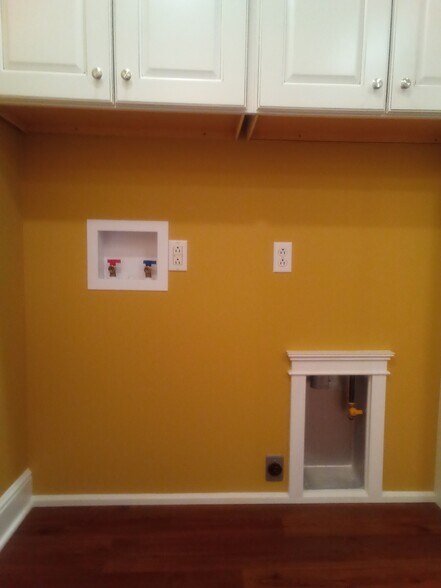 Upstairs Laundry at Bask of Kitchen - 126 Euclid Pl