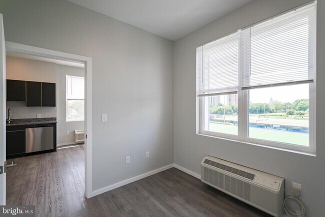 Building Photo - 4124 Haverford Ave
