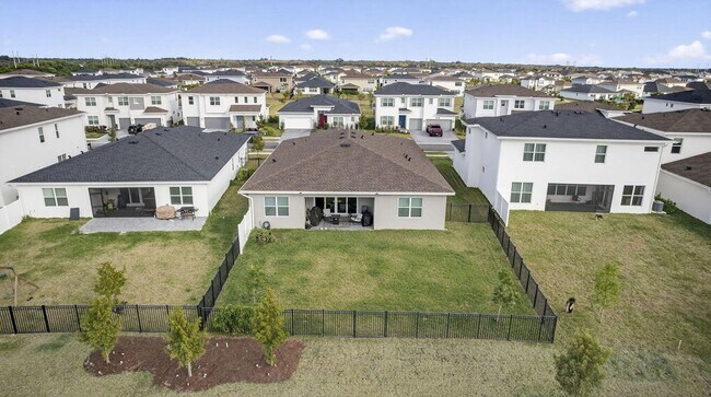 Building Photo - 1543 Stockbridge St