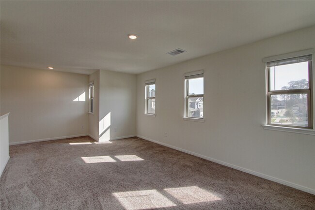 Building Photo - 4006 Shady Palmetto Dr